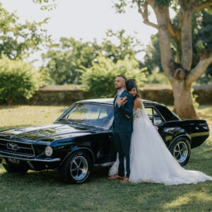 Photo d'un mariage à La Réunion – couple – Ford Mustang
