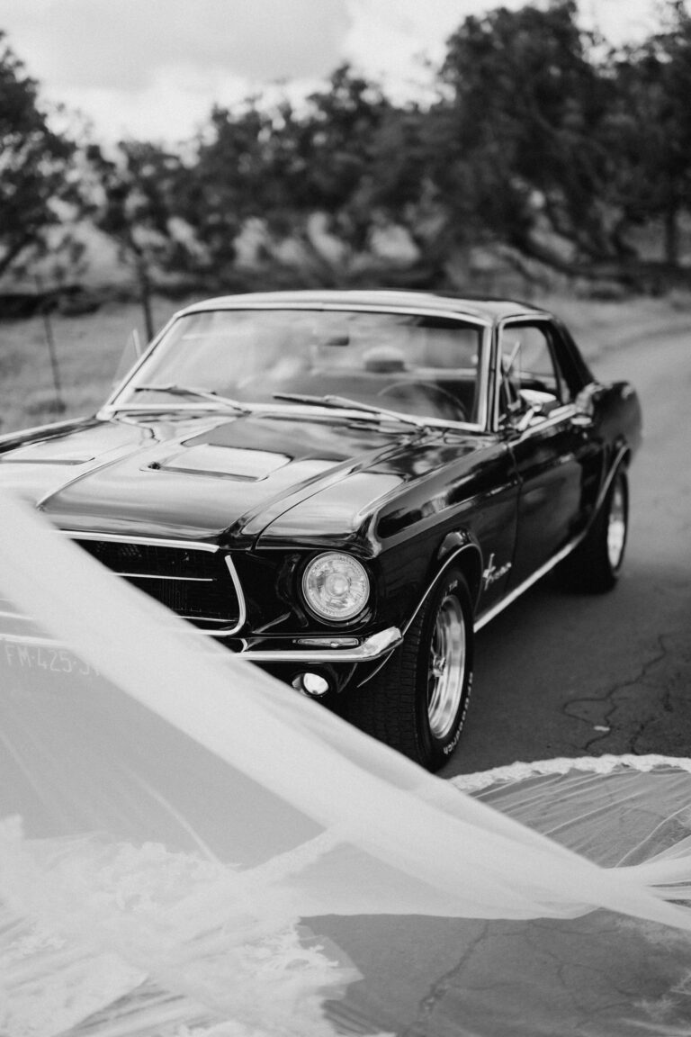 Photo d'un mariage à La Réunion – Ford Mustang