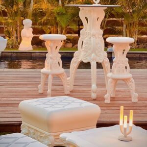 Photo d'un mariage à La Réunion – Table haute MASTER OF LOVE, Tabouret MISTER OF LOVE, Table basse DUKE OF LOVE