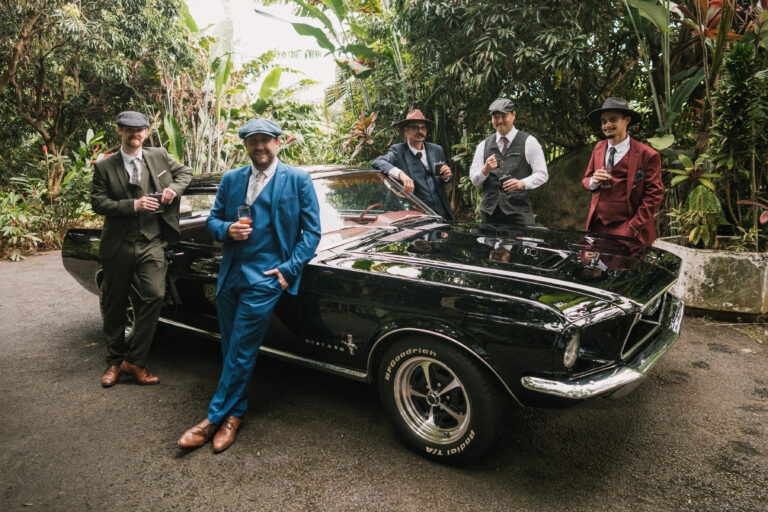 Photo d'un mariage à La Réunion – Ford Mustang