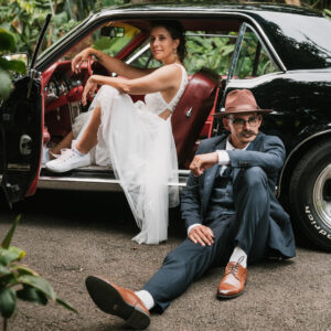 Photo d'un mariage à La Réunion – couple – Ford Mustang