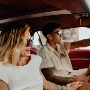 Photo d'un mariage à La Réunion – couple – Ford Mustang