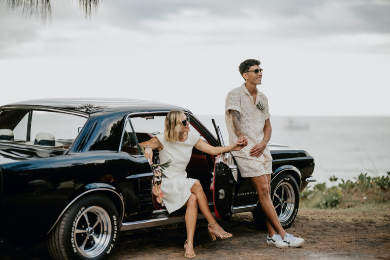 Photo d'un mariage à La Réunion – couple – Ford Mustang