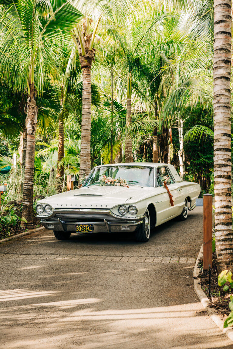Photo d'un mariage à La Réunion – Ford Thunderbird