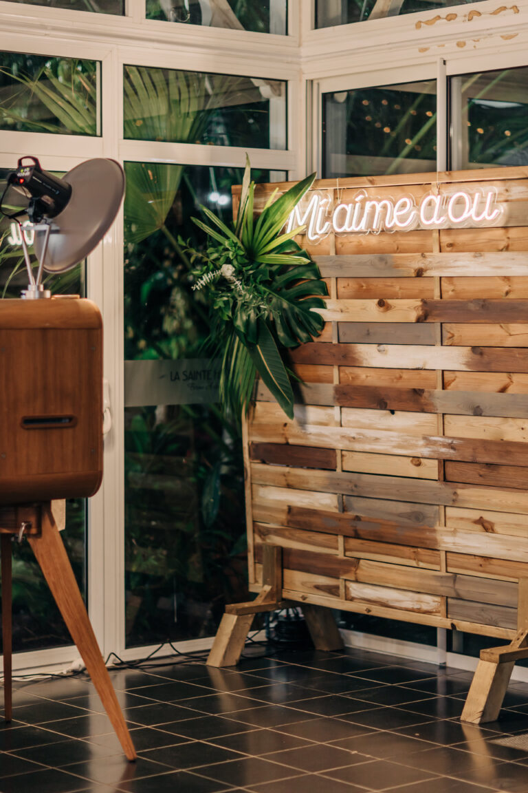 Photo d'un mariage à La Réunion – Néon MI AIME A OU