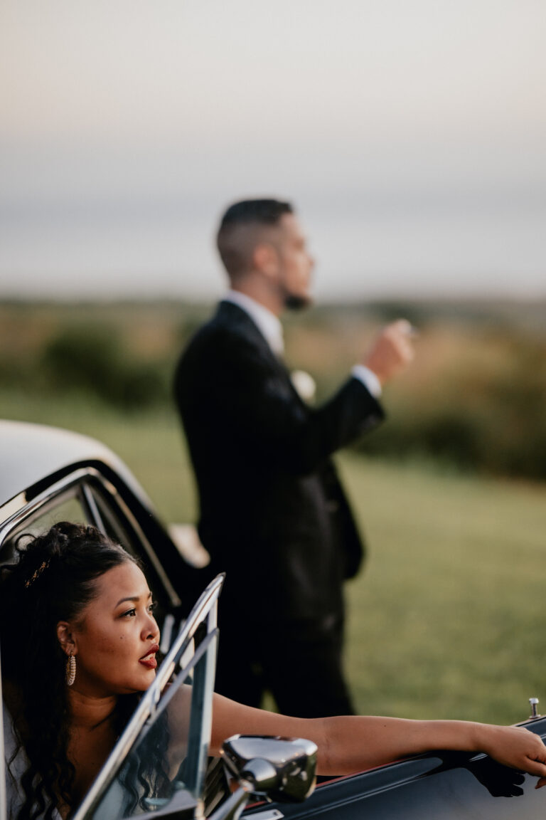 Photo d'un mariage à La Réunion – couple – Ford Mustang