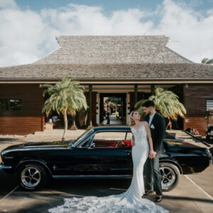 Photo d'un mariage à La Réunion – couple – Ford Mustang