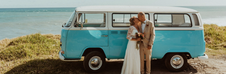 Photo d'un mariage à La Réunion – couple – COMBI VW