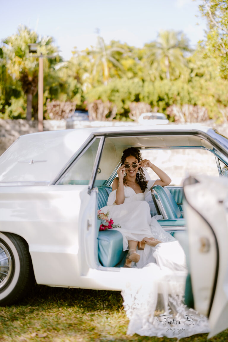 Photo d'un mariage à La Réunion – Ford Thunderbird