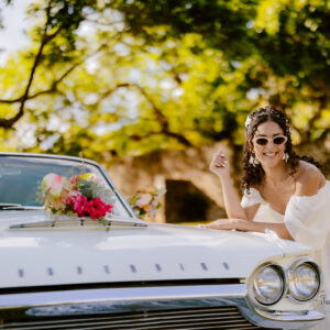 Photo d'un mariage à La Réunion – Ford Thunderbird
