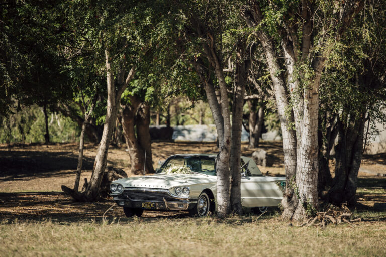 Photo d'un mariage à La Réunion – Ford Thunderbird