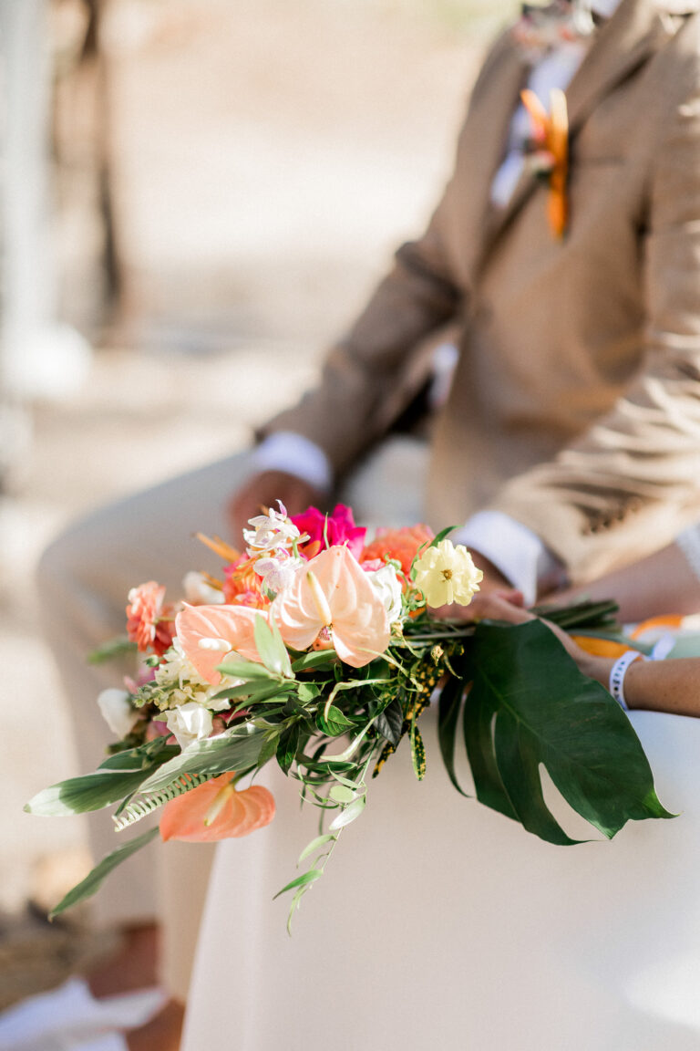 Photo d'un mariage à La Réunion – Bouquet de la mariée – Décoration florale