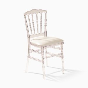 Chaises napoléon transparentes