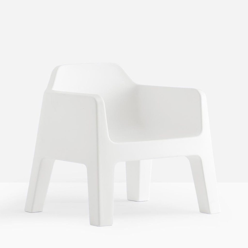 fauteuil-charm-1.jpg